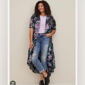 Torrid floral kimono with ruffled hem!